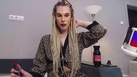 Cassie online show from February 2026 06:39:01 PM