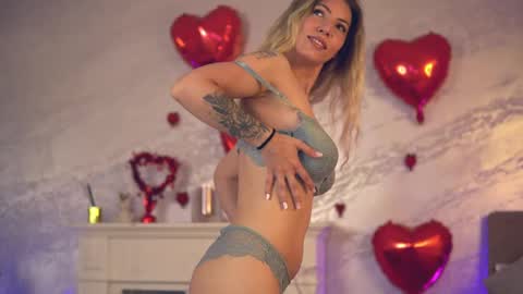 Cassi online show from April 2026 04:14:02 AM