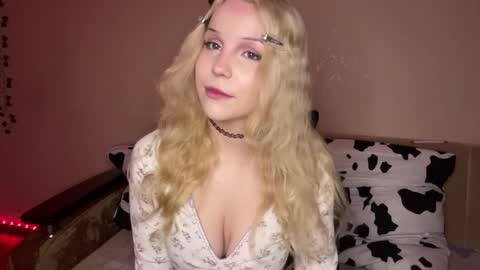 Cassie online show from April 2026 05:59:01 PM