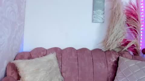 cassiidysweet online show from June 2026 04:23:01 AM