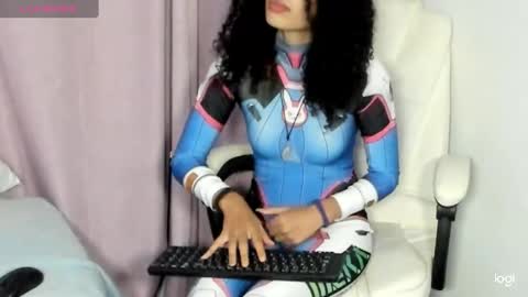 Snapshot of cassiophea_ chatting on January 2025 04:39:02 AM Cami online show from January 2025 04:39:02 AM