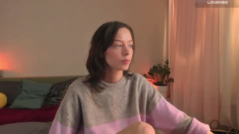  cassandra  online show from January 2025 06:53:02 PM