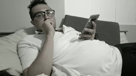 Snapshot of castortroyyyyy chatting on December 2024 08:51:02 AM Castor troyyyyy online show from December 2024 08:51:02 AM