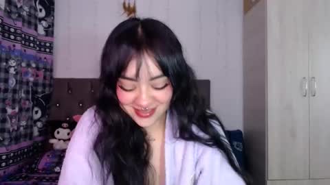 Mila online show from September 2025 04:56:01 AM