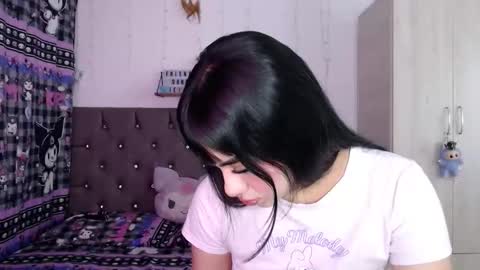 Mila online show from February 2026 06:18:02 AM