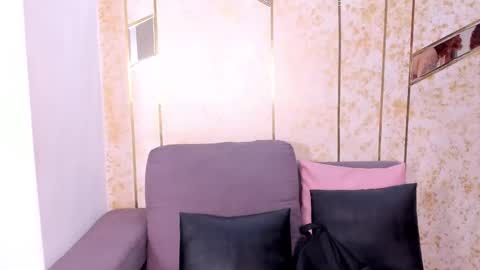 Snapshot of catalehia_moonlight chatting on September 2025 10:59:01 AM Cataleha online show from September 2025 10:59:01 AM