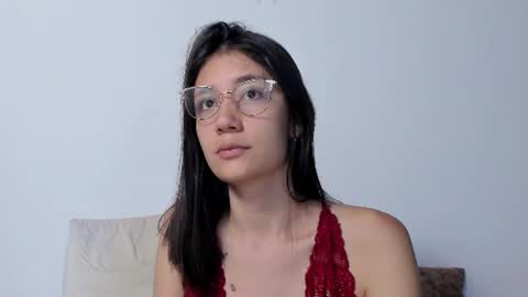 Snapshot of catalella_0 chatting on June 2026 11:01:02 AM Catalella online show from June 2026 11:01:02 AM