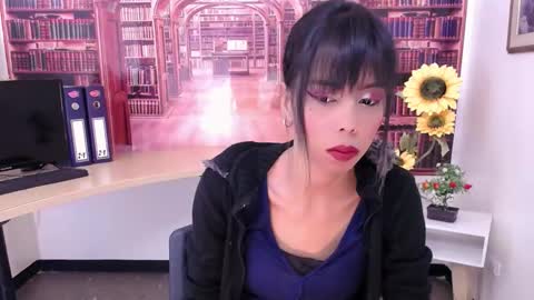 Queen Catalella online show from September 2025 03:06:02 AM