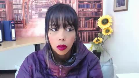 Queen Catalella online show from October 2025 03:08:01 AM