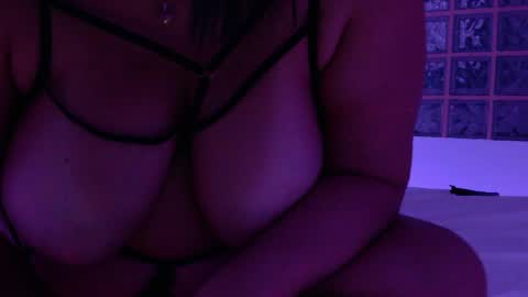 Luna Velvet online show from May 2026 11:45:02 PM