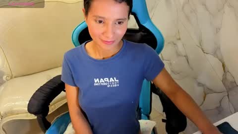 Snapshot of cataleya23_a chatting on June 2026 08:25:02 PM cataleya23_a online show from June 2026 08:25:02 PM