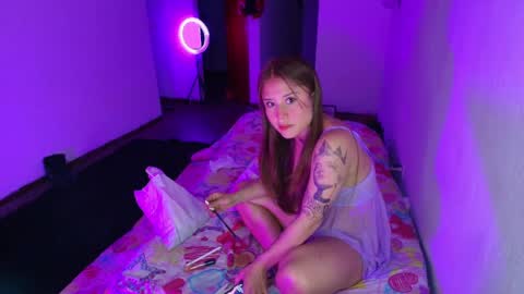 Snapshot of cataleya_cat3 chatting on May 2026 03:45:02 AM Fabi online show from May 2026 03:45:02 AM