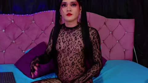 Snapshot of cataleya_divine chatting on June 2026 12:32:01 PM Cata Prins online show from June 2026 12:32:01 PM