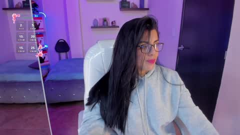 Catalina online show from December 2024 09:19:01 PM