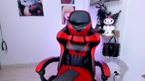 Snapshot of catalina_prada_ chatting on September 2025 01:33:02 AM Catalina online show from September 2025 01:33:02 AM