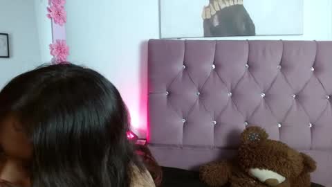 Snapshot of catalina_santana20 chatting on October 2025 09:49:02 PM Catalina online show from October 2025 09:49:02 PM