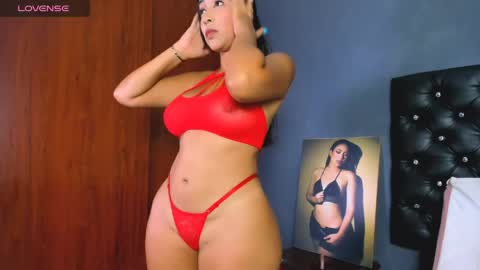 Snapshot of catalinamuss_ chatting on May 2026 05:17:02 PM Catalina online show from May 2026 05:17:02 PM