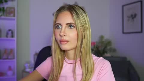 catecrago  online show from February 2025 05:20:02 PM