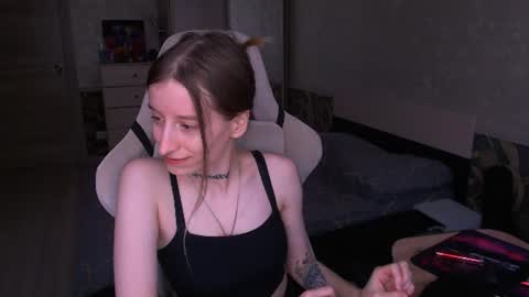 Snapshot of cath_dysphoria_ chatting on June 2026 10:20:01 AM CATH online show from June 2026 10:20:01 AM