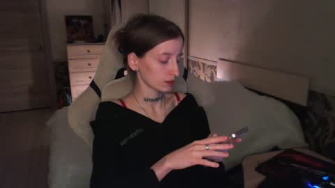 Snapshot of cath_dysphoria_ chatting on July 2026 07:27:01 PM CATH online show from July 2026 07:27:01 PM