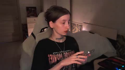 Snapshot of cath_dysphoria_ chatting on July 2026 01:24:01 PM CATH online show from July 2026 01:24:01 PM