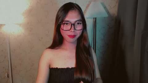 catherine_365 online show from October 2025 05:15:02 PM