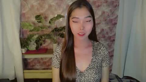 catherine_365 online show from April 2026 04:52:01 PM