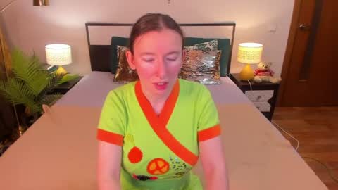 Snapshot of catherinewalls chatting on July 2026 01:41:02 AM Catrin online show from July 2026 01:41:02 AM