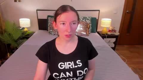 Snapshot of catherinewalls chatting on July 2026 03:42:01 AM Catrin online show from July 2026 03:42:01 AM