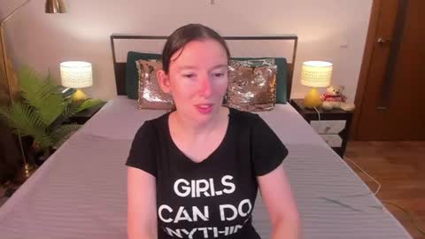 Snapshot of catherinewalls chatting on July 2026 03:56:01 AM Catrin online show from July 2026 03:56:01 AM