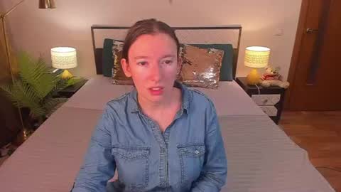 Snapshot of catherinewalls chatting on July 2026 03:31:02 AM Catrin online show from July 2026 03:31:02 AM