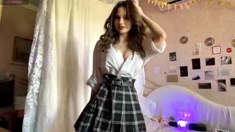 Snapshot of catherynfelton chatting on June 2026 12:15:01 PM Roniy online show from June 2026 12:15:01 PM