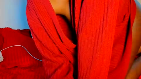 Snapshot of cathynoir chatting on October 2025 09:33:01 AM catrine online show from October 2025 09:33:01 AM