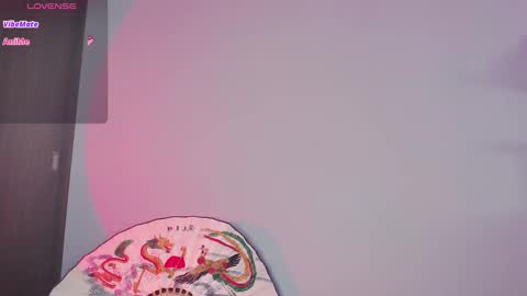 Snapshot of cati_petite chatting on December 2024 06:36:01 AM Cati help me reach my goal of 100 thumbs up again 3 online show from December 2024 06:36:01 AM