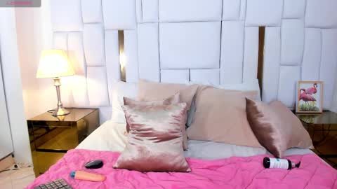 cattaleya_get online show from March 2025 04:00:02 PM