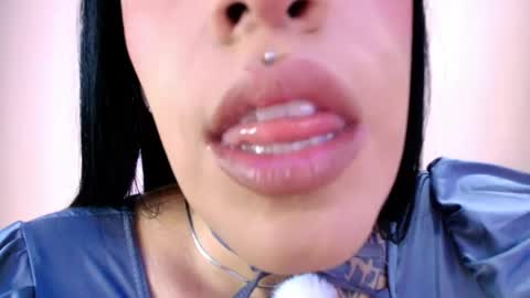 Snapshot of catte_jensen chatting on April 2026 05:49:02 AM Cattleya online show from April 2026 05:49:02 AM