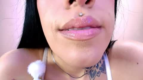 Snapshot of catte_jensen chatting on May 2026 04:51:02 AM Cattleya online show from May 2026 04:51:02 AM
