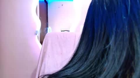 Snapshot of catte_jensen chatting on May 2026 03:56:01 AM Cattleya online show from May 2026 03:56:01 AM
