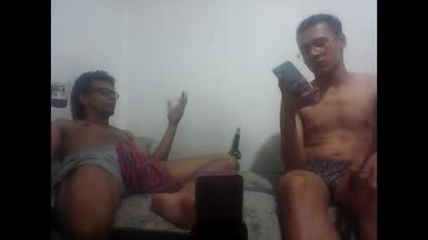 hanging out online show from March 2025 03:19:01 AM