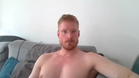 Snapshot of ccloser87 chatting on June 2026 05:34:01 PM ccloser87 online show from June 2026 05:34:01 PM