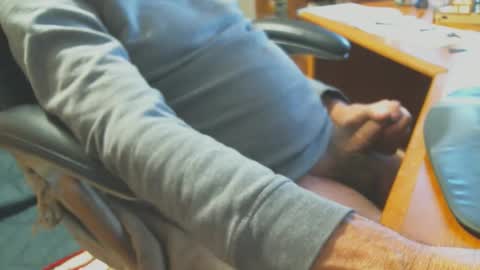 CCzt154 online show from April 2026 04:21:02 PM