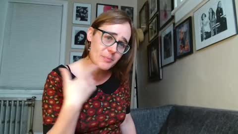 Snapshot of cecilysaintclaire chatting on February 2025 02:02:01 PM Cecily Saint Claire online show from February 2025 02:02:01 PM