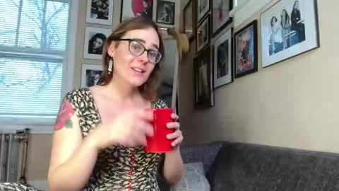 Snapshot of cecilysaintclaire chatting on February 2025 02:35:02 PM Cecily Saint Claire online show from February 2025 02:35:02 PM