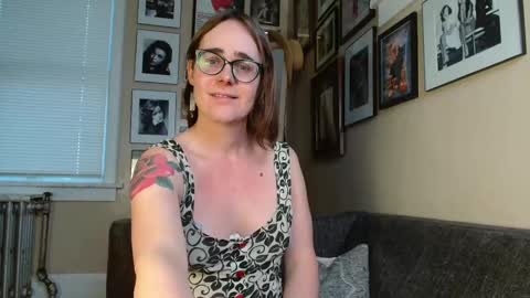 Snapshot of cecilysaintclaire chatting on February 2025 02:59:02 PM Cecily Saint Claire online show from February 2025 02:59:02 PM