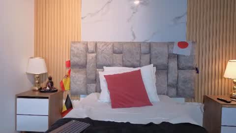 Snapshot of celeste_collinss_ chatting on July 2026 08:33:01 PM celeste online show from July 2026 08:33:01 PM