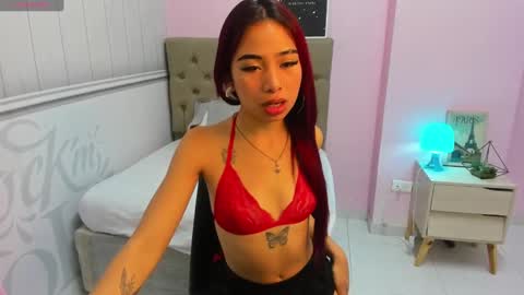 Snapshot of celeste_cortes chatting on February 2025 11:55:01 AM Celeste online show from February 2025 11:55:01 AM