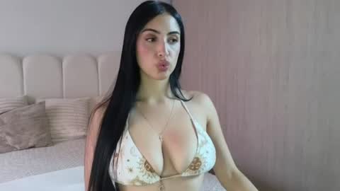 Snapshot of celeste_tailor_ chatting on July 2026 08:15:02 PM Celeste Tailor online show from July 2026 08:15:02 PM