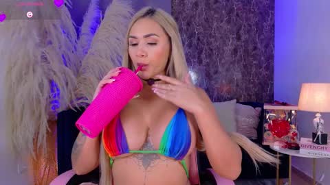   online show from October 2025 08:07:01 PM