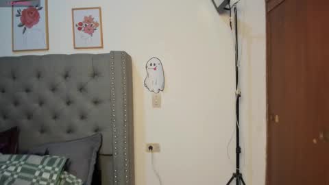 CelestheJones online show from November 2025 06:56:02 PM