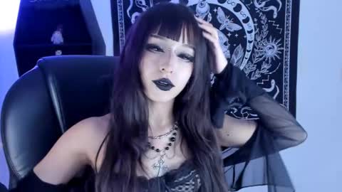   online show from September 2025 07:46:02 PM